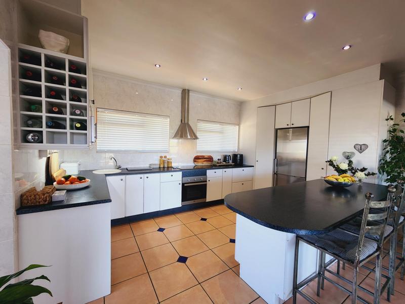 4 Bedroom Property for Sale in Welgemoed Western Cape